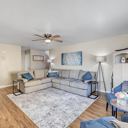 Serene 3 Bedroom Home, Nrm, Wi-Fi, Parking, Queen Bed De Pere المظهر الخارجي الصورة